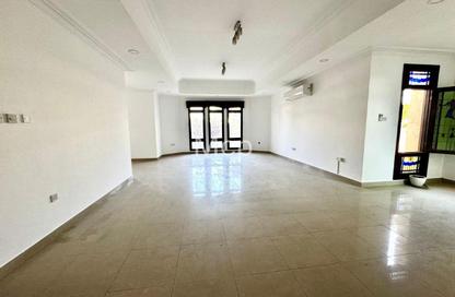 Villa - 5 - 6 for rent in Saar - Northern Governorate