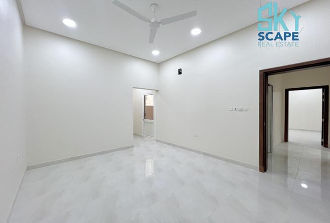 1000392 - Property Image 2