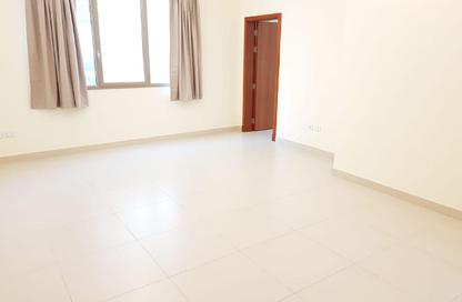 Apartment - 2 Bedrooms - 2 Bathrooms for rent in Hidd - Muharraq Governorate