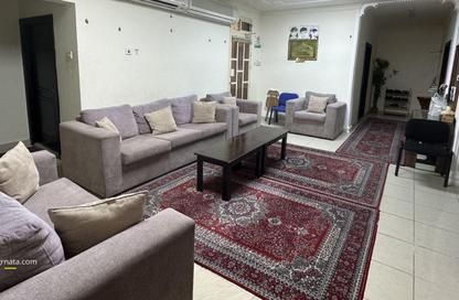 Villa - 7+ Bedrooms - 6 Bathrooms for sale in Isa Town - Central Governorate