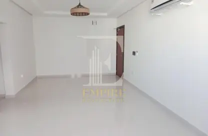Apartment - 3 Bedrooms - 4 Bathrooms for rent in Hidd - Muharraq Governorate