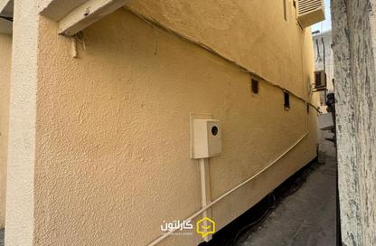 Whole Building - 5 Bedrooms - 2 Bathrooms for sale in Manama - Capital Governorate
