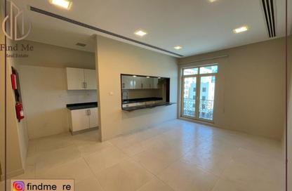 Apartment - 2 Bedrooms - 2 Bathrooms for rent in Al Burhama - Manama - Capital Governorate