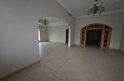 Villa - 4 Bedrooms - 4 Bathrooms for rent in Saar - Northern Governorate