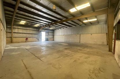 Warehouse - Studio - 1 Bathroom for rent in Riffa - Southern Governorate