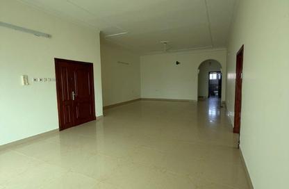 Apartment - 3 Bedrooms - 2 Bathrooms for rent in Arad - Muharraq Governorate