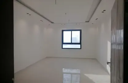 شقة - 5 غرف نوم - 6 حمامات للايجار في الحد - المحرق