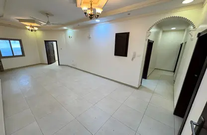 Apartment - 2 Bedrooms - 3 Bathrooms for rent in Buri - Northern Governorate