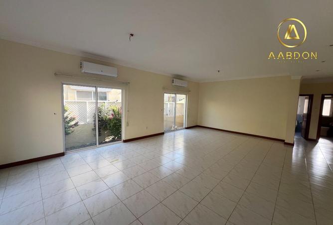 51610740 - Property Image 3