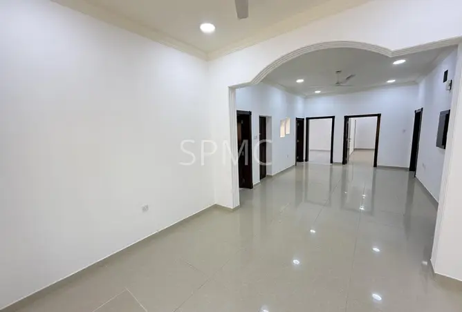 57702046 - Property Image 3
