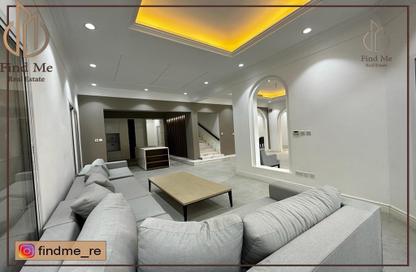 Villa - 5 - 7 for sale in Janabiya - Northern Governorate