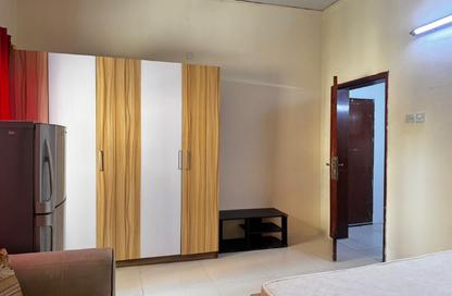 Apartment - Studio - 1 for rent in Adliya - Manama - Capital Governorate