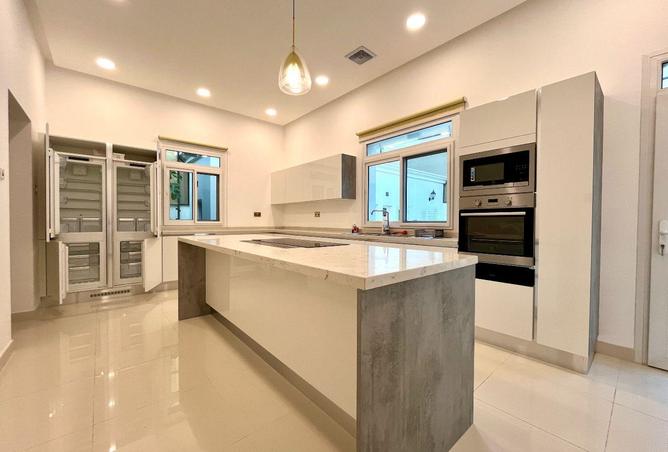 53241121 - Property Image 2