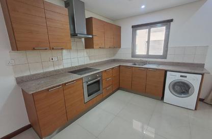 Apartment - 2 Bedrooms - 3 Bathrooms for rent in Zinj - Manama - Capital Governorate Apartment - 2 Bedrooms - 3 Bathrooms for rent in Zinj - Manama - Capital Governorate