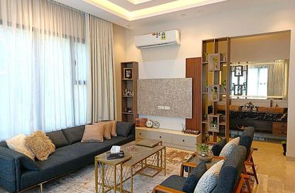 Villa - 5 Bedrooms - 7+ Bathrooms for sale in Jaww - Southern Governorate