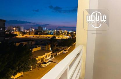 Apartment - 2 Bedrooms - 2 Bathrooms for rent in Al Juffair - Capital Governorate