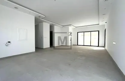 فيلا - 3 غرف نوم - 4 حمامات للبيع في مدينة عيسى - المحافظة الوسطى