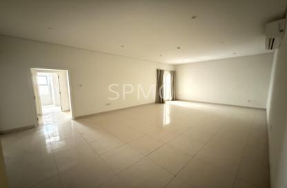 Whole Building - 2 Bedrooms - 2 Bathrooms for rent in Riffa - Southern Governorate