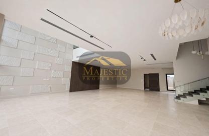 Villa - 4 Bedrooms - 6 Bathrooms for sale in Janabiya - Northern Governorate