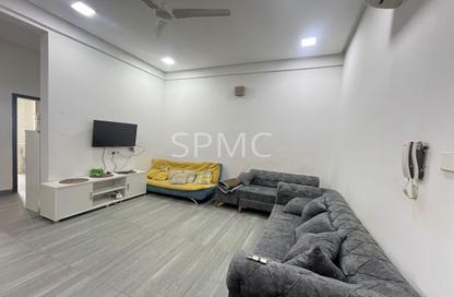 Apartment - Studio - 1 Bathroom for rent in Bu Quwah - Northern Governorate