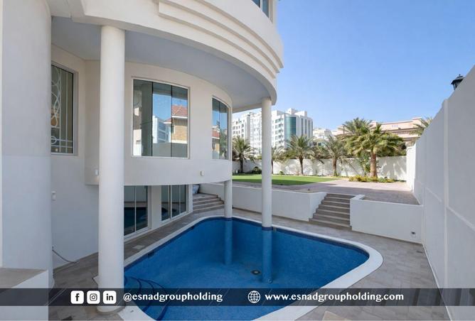 998027 - Property Image 2