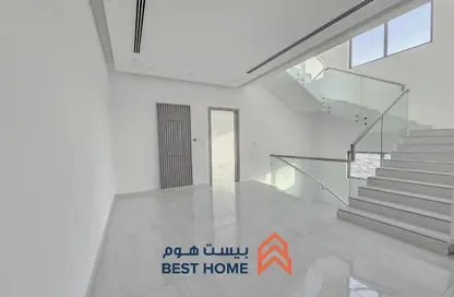 فيلا - 5 غرف نوم - 6 حمامات للبيع في بو قوة - المحافظة الشمالية