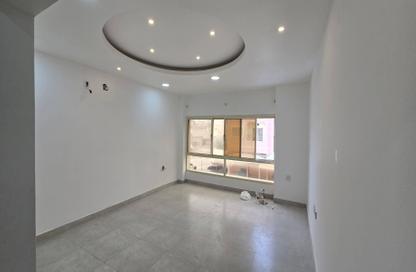 Apartment - 2 Bedrooms - 2 Bathrooms for rent in Jid Ali - Central Governorate