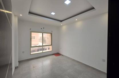 Apartment - 2 Bedrooms - 2 Bathrooms for rent in Jid Ali - Central Governorate
