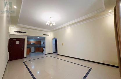 Apartment - 2 - 2 for rent in Al Juffair - Capital Governorate