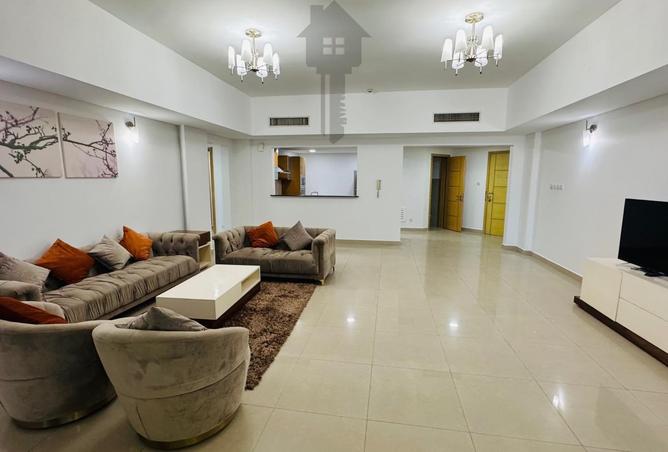 990063 - Property Image 2