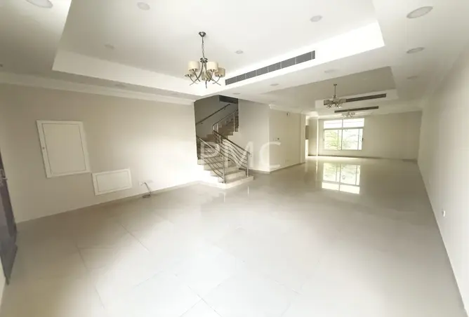 981332 - Property Image 2