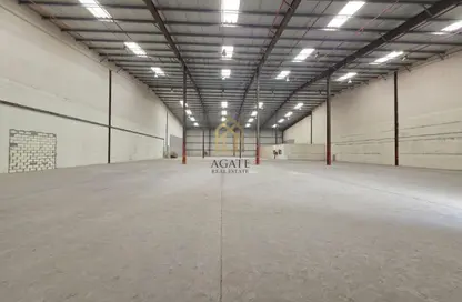 Warehouse - Studio - 2 Bathrooms for rent in Hidd - Muharraq Governorate