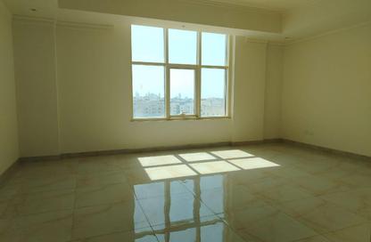 Apartment - 2 Bedrooms - 3 Bathrooms for rent in Hidd - Muharraq Governorate Apartment - 2 Bedrooms - 3 Bathrooms for rent in Hidd - Muharraq Governorate