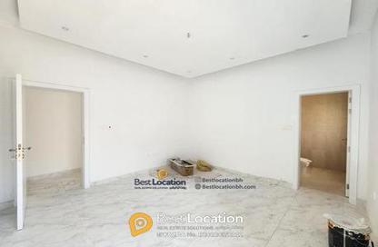 Villa - 5 Bedrooms - 5 Bathrooms for sale in Malkiyah - Northern Governorate