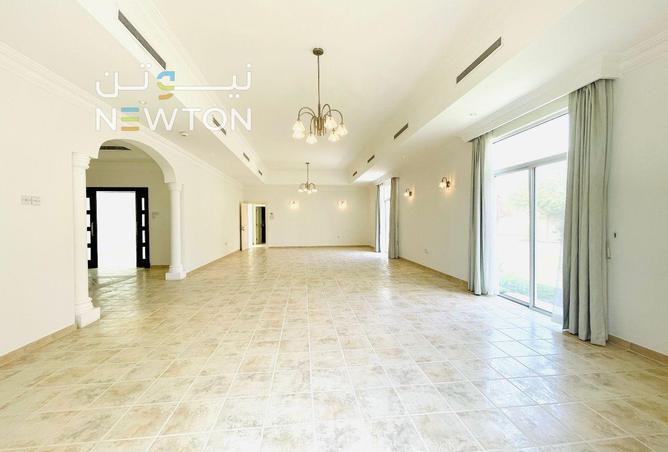 55716172 - Property Main Image