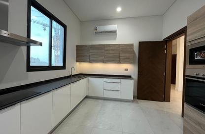 Apartment - 3 Bedrooms - 4 Bathrooms for sale in Janabiya - Northern Governorate