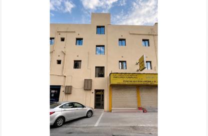 عمارة بالكامل - 8 غرف نوم - 8 حمامات للبيع في شارع المعارض - الحورة - محافظة العاصمة عمارة بالكامل - 8 غرف نوم - 8 حمامات للبيع في شارع المعارض - الحورة - محافظة العاصمة