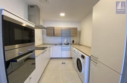Apartment - 2 Bedrooms - 2 Bathrooms for rent in Al Juffair - Capital Governorate