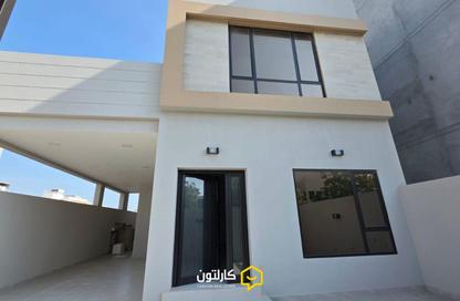 Villa - 6 Bedrooms - 6 Bathrooms for sale in Busaiteen - Muharraq Governorate