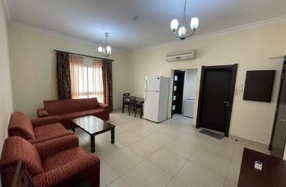 Apartment - 2 Bedrooms - 3 Bathrooms for rent in Segaya - Manama - Capital Governorate