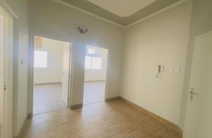 Apartment - 2 Bedrooms - 2 Bathrooms for rent in Seef - Capital Governorate
