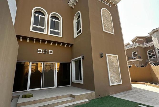 990210 - Property Image 2