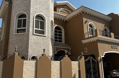 Villa - 4 Bedrooms - 4 Bathrooms for rent in Janabiya - Northern Governorate