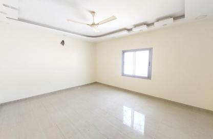 Apartment - 2 Bedrooms - 2 Bathrooms for rent in Hidd - Muharraq Governorate