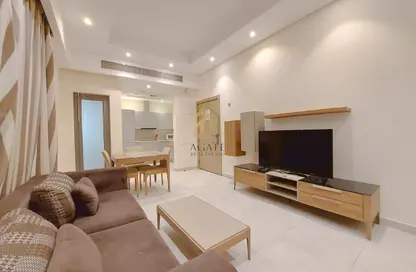 Apartment - 1 Bedroom - 2 Bathrooms for rent in Al Juffair - Capital Governorate