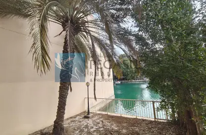 فيلا - 2 غرف نوم - 3 حمامات للايجار في مدينة المرسى - أمواج - المحرق