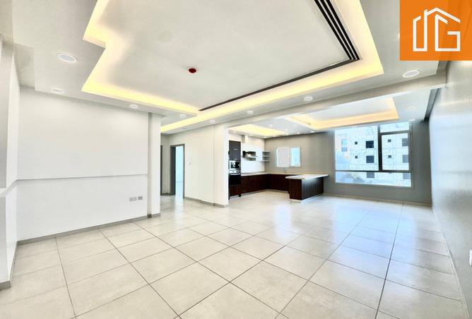 994377 - Property Image 2