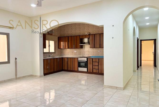 998813 - Property Image 2