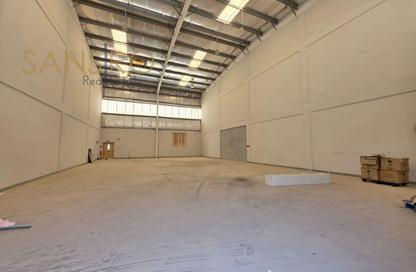 Warehouse - Studio - 1 Bathroom for rent in Sitra - Central Governorate