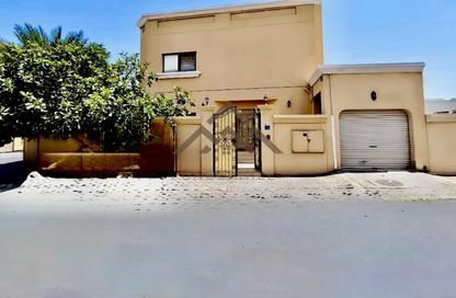 Villa - 3 - 4 for sale in Saar - Northern Governorate